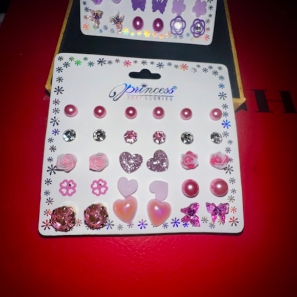 Princess Assorted Earrings Set - Picture 2 of 3